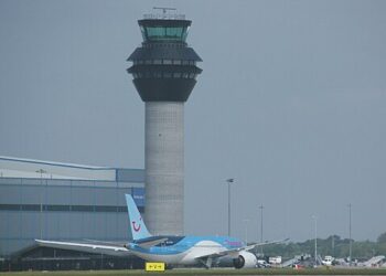 United Kingdom: disruption at Manchester airport, canceled flights and lengthy queues and explanation for a blackout