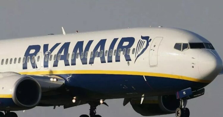 Easyjet, Ryanair, and British Airways cancel Italy flights after 2 volcanos threaten to erupt