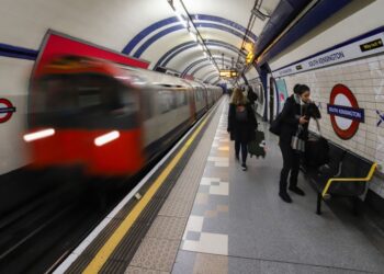 Journey recommendation to keep away from Tube closures as Piccadilly Line to part-shut for two weeks
