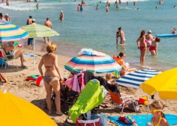 UK vacationers on vacation in Spain warned ‘anti-foreigner sentiment is rising’