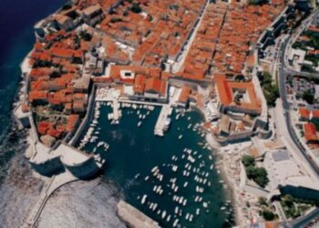 UK vacationers informed to ‘keep away from’ Dubrovnik in Croatia journey warning
