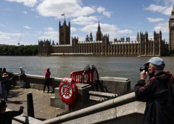 The UK was a European tourism scorching spot. Right here’s the way it all went incorrect